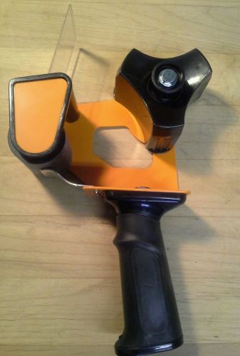 TAPE GUN , GOOD QUALITY, NEW, BOXED