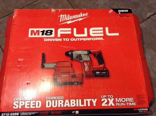 Milwaukee 2712-22DE M18 FUEL 1&#034; SDS Plus Rotary Hammer, Dust Extractor Kit