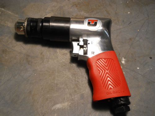 Universal Tool 3/8 Inch Reversible Drill 2000 Maximun RPM UT2810R