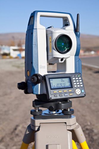 Sokkia CX-105 5&#034; Reflectorless Total Station!!