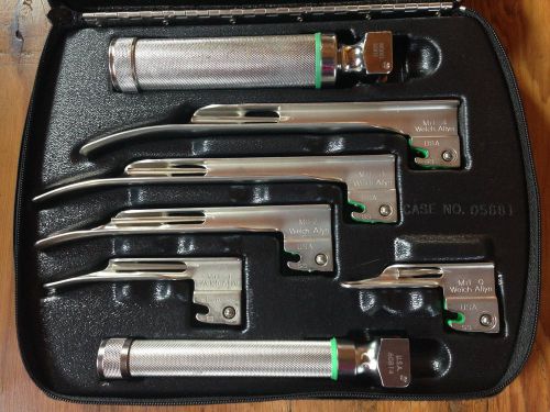 Welch Allyn Fiber Optic Laryngoscope Set with Case