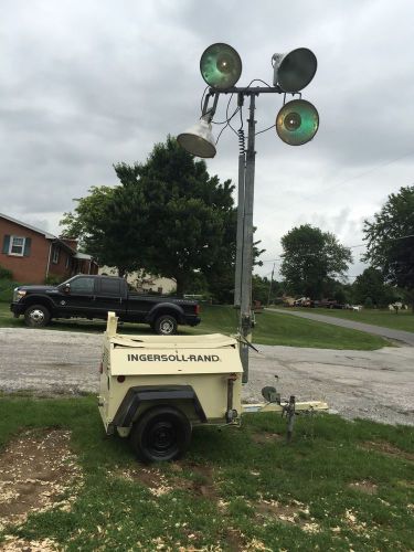 INGERSOLL RAND LIGHT PLANT TRAILER MOUNTED DIESEL ENGINE BOB CAT CONSTRUCTION