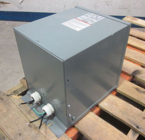 Square d 5s9f 1ph pri:208 sec:208 transformer conditioner rainproof 3r 5kva for sale