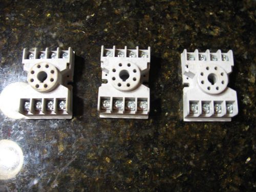 Lot of 3 Potter &amp; Brumfield 27E122 8 pin base relay socket