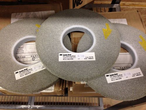 3M Scotch-Brite 8&#034; x 11/16&#034; x 3&#034; EXL Deburring Wheel 9S FIN  4500 RPM 90103