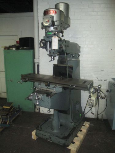 Luxmill (bridgeport-type) 2 hp vari-speed vertical milling machine,1985 model tm for sale