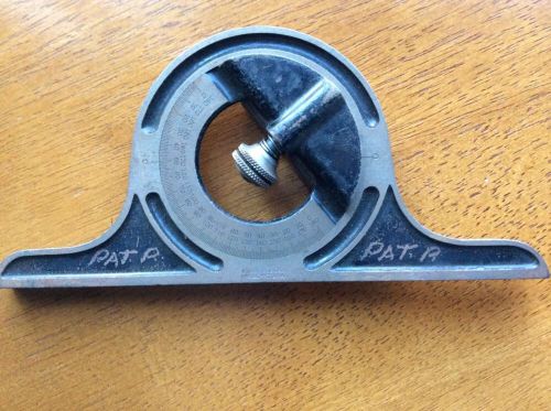 VINTAGE UNION TOOL CO  PROTRACTOR LEVEL