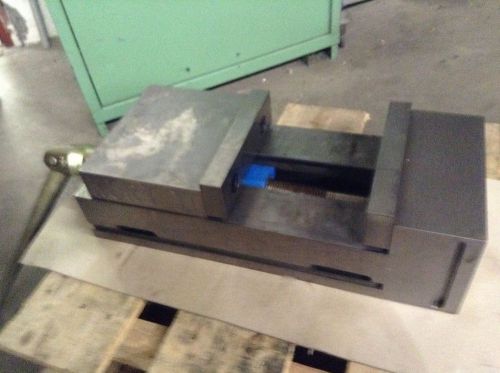 KURT II MODEL PT800-A GROUND VISE, 8&#034; CAPACITY