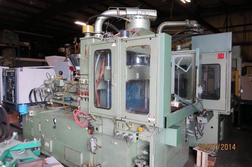 1988 Nissei TD100R25APSE 110 Ton Vertical Injection Molding Machine