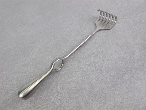 SURGICAL RETRACTOR VM29-2251  120111 INSTRUMENT