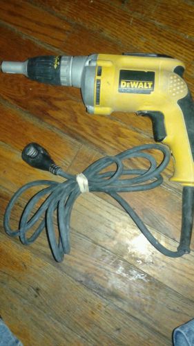 DEWALT DW272 DRY WALL SCREW GUN.