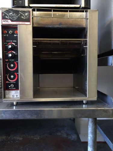 APW Wyott Bagel Master Conveyor Toaster Model: BT-15 $1500