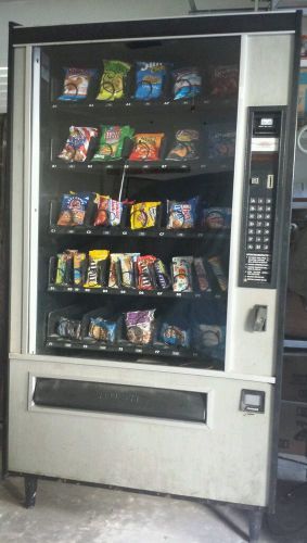 VENDING MACHINE usi 3015A