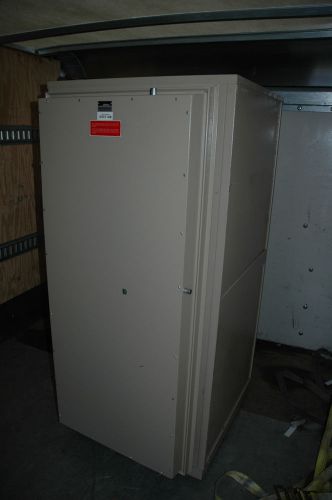 Schwab Fireproof Media Safe