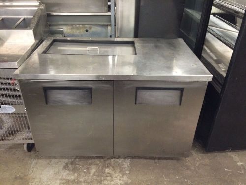 Used true tssu-48-8 commercial 2 door sadwich/salad prep table msrp: $5,610 for sale