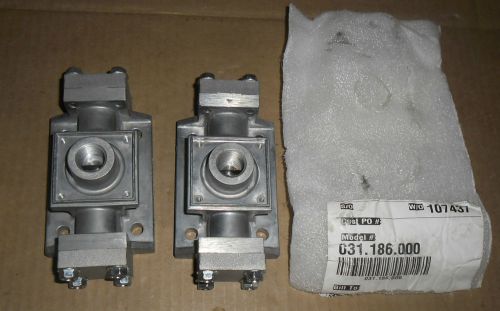 Lot of 2 Warren Rupp Sandpiper 031.186.000 Air Valve Assembly