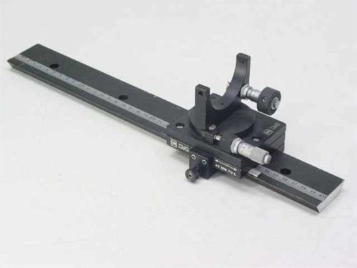 Oriel  Optical alignment Rail with 3x3.5 stage &amp; mirror m 3x3.5