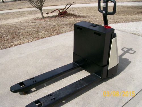 Crown electric pallet jack for sale