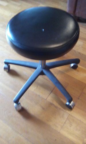 SMA roll around stool