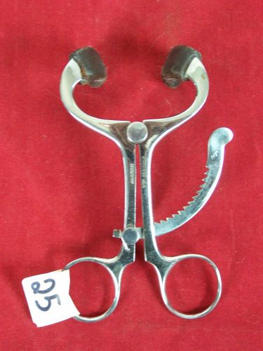 HU FRIEDY IMMUNITY USA RETRACTORS G MEDICAL INSTRUMENT TOOL SURGICAL VINTAGE