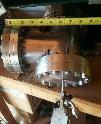Huntington high vacuum chamber 7 5/8 x 9&#034; Tee with 6&#034; flange blanks Nupro valve