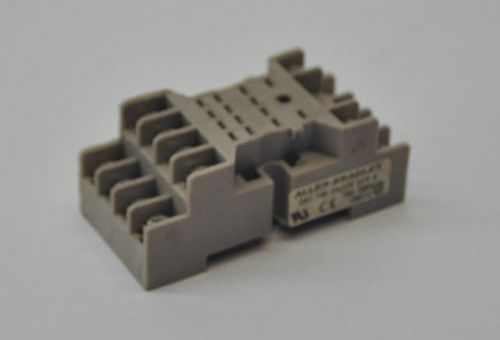 Allen Bradley 700-HN128 Relay Socket 14 Blade