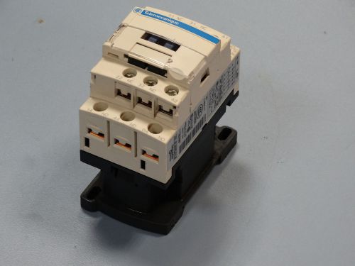 Telemecanique cad-32 contactor 24v coil for sale