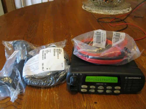 Motorola cdm1550 ls uhf mobile with mic, power cord and bracket for sale