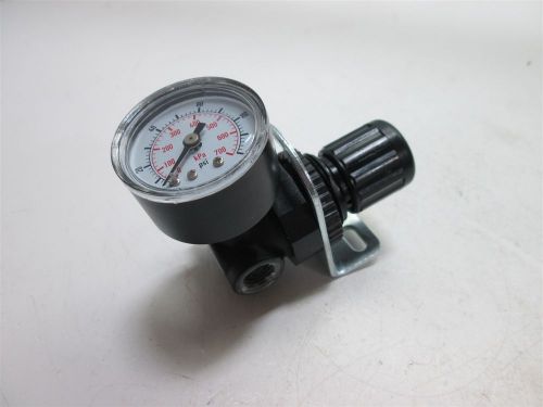 Speedaire 4zm08 regulator with 0-100psi gauge, inlet: 300psi, outlet: 125psi for sale