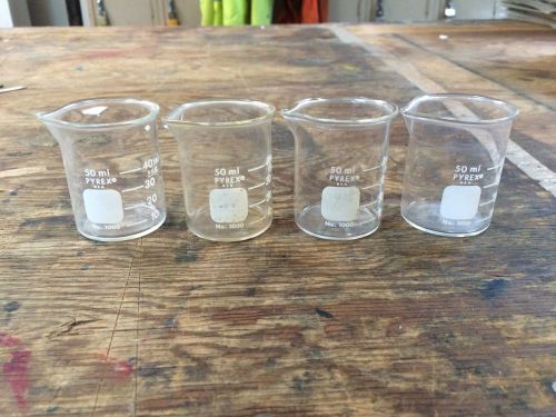 Pyrex Laboratory Beakers No. 1000 50ml Graduated Beaker Lot Of Four !! CHEAP !!