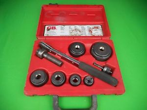 GB Gardner Bender KOW-520 1/2&#034; thru 2&#034; Conduit Knockout Punch Driver Set, Used