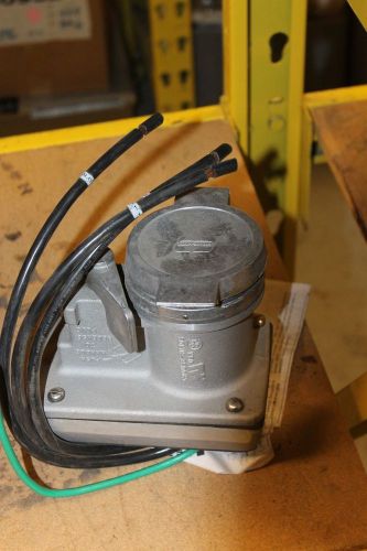 NEW CROUSE-HINDS WBR  M4 receptacle HEAVY DUTY INTERLOCK