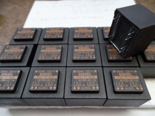 15TRANSFORMERS  PCB MOUNT 220VOLT TO 2X 7.5 VOLT 2X 67MA 33X28 MM