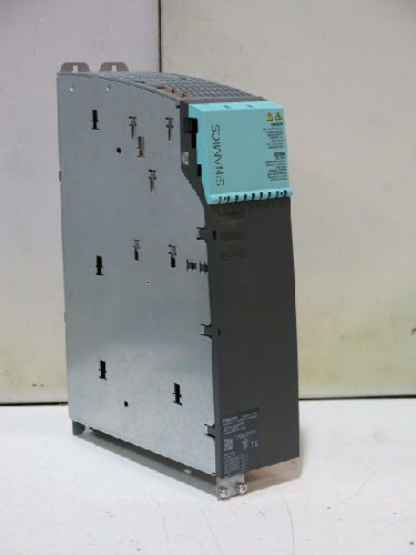 SIEMENS 6SL3120-ITE23-0AA3 SINGLE MOTOR MODULE, 3-PHASE, 30 A, 400 VAC