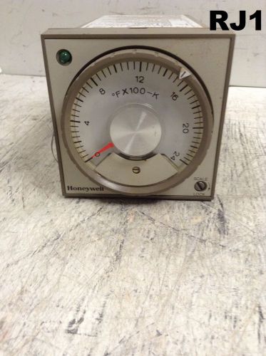 Honeywell Dialapak Temperature Controller AV301AB112 120V 50/60Hz 7VA 0-2400F