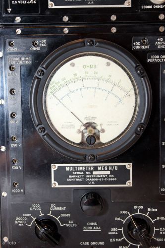 MULTIMETER TS-352-B/U Serial 8717 BARNETT INSTRUMENTS CO. US