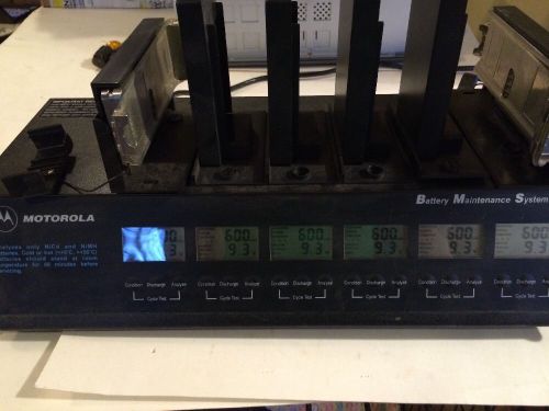 Motorola 6 Station Battery Maintenance System W/ Docking Stations WPLN4079BR