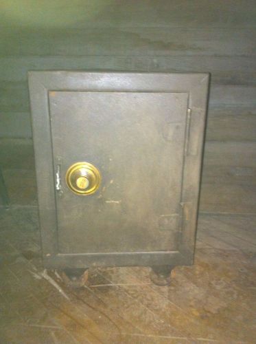 combination safe vintage End Table!