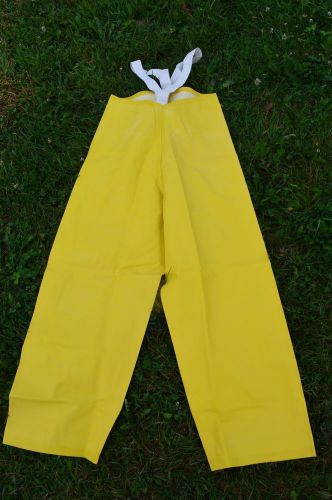 Condor PROTECTIVE CLOTHING RAIN PANTS Sz S 32/34 NIP Yellow (3724)