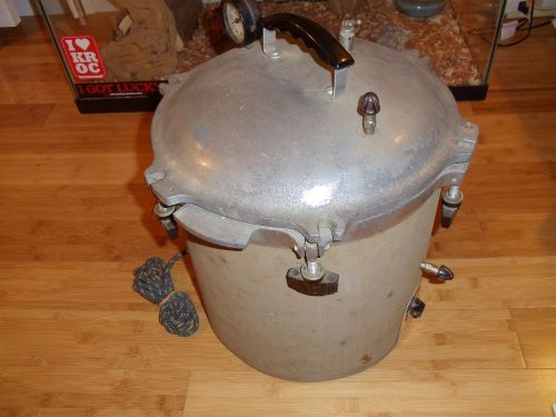 Vintage medical/veterinary tabletop autoclave, D.A. Kadan model 608