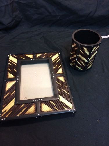 Picture Frame And Pen Holder Set