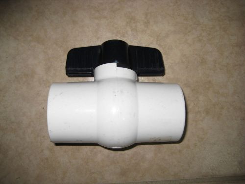 American Valve 1-1/2&#034; PVC Ball Valve - Threaded - 150 PSI