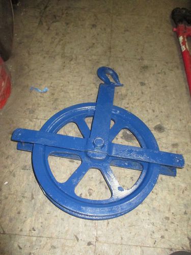 WELL WHEEL 12&#034; -  3/4&#034; ROPE CAPACITY