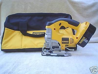 NEW DEWALT DC330 18V CORDLESS JIG SAW, DC9096 BATTERY, BAG 18 VOLT XRP JIGSAW