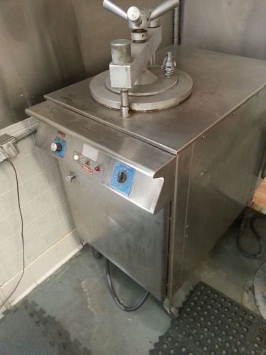 Ballantyne Pressurized Fry Kettle DSS-E13