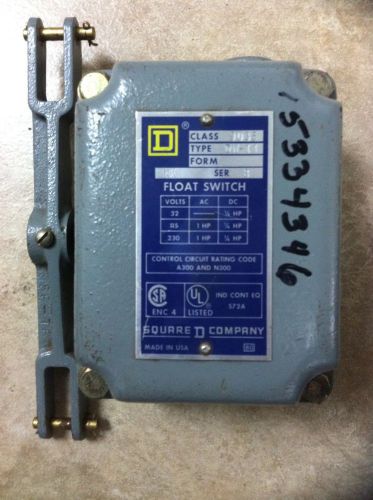 SQUARE D DW-11 CLASS 9035 FLOAT SWITCH 1HP 230V