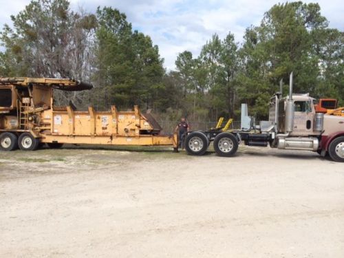 2000 Bandit Beast 3680 Horizontal Recycler Shredder w/ Low Hours