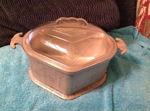 GUARDIAN SERVICE ALUMINUM TRIANGLE CASSEROLE BAKING DISH SERVER W GLASS LID