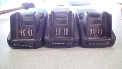 Motorola NTN7209A charger (Lot of 3)