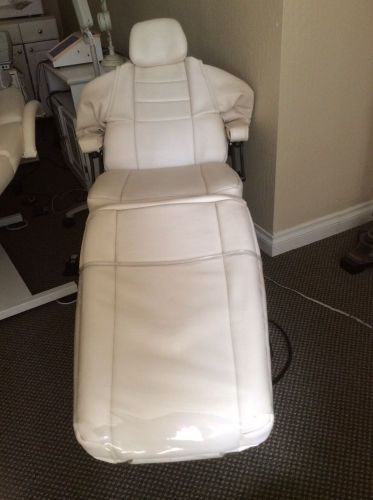 Adec dental chair